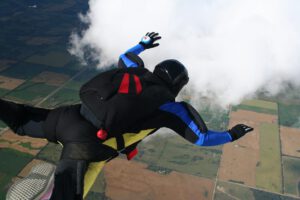 risk taking, risky behavior, parachute, skydiving